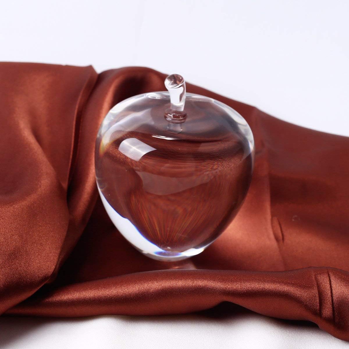 Solid Crystal Apple Paperweight H3.5-SU316