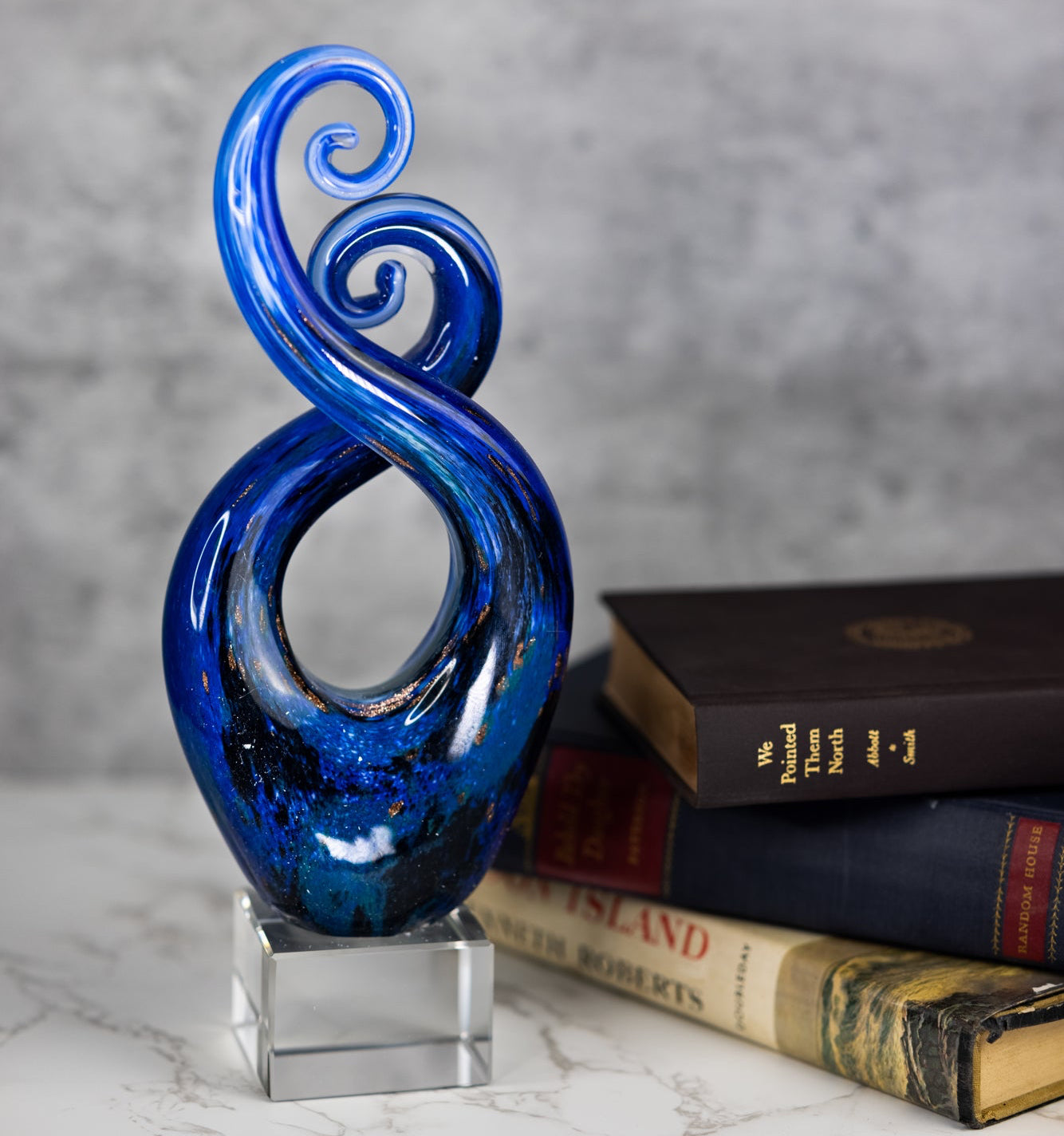 Monet Murano Style Art Glass Swirl Centerpiece on Crystal Base 10-GW529