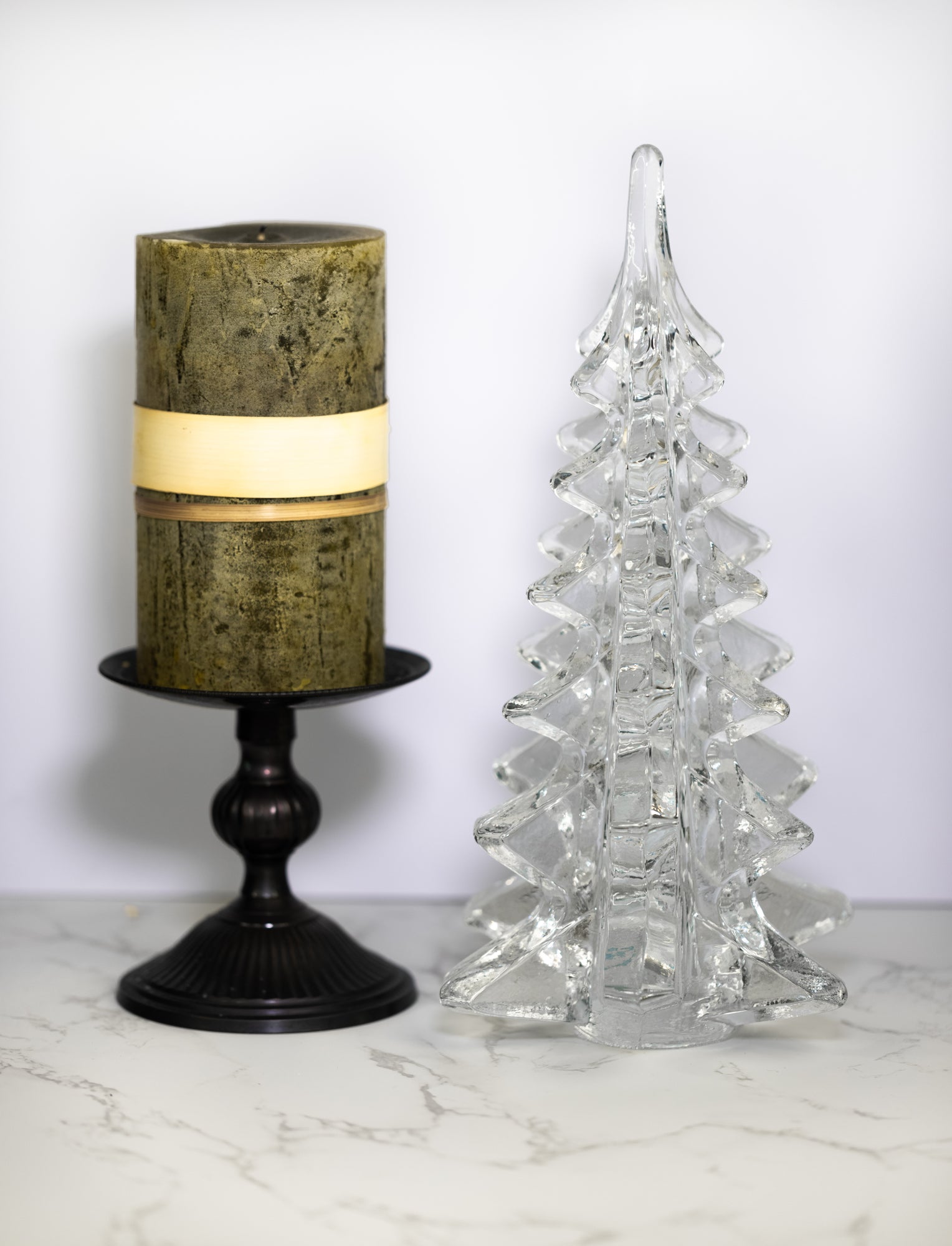 Art Glass 11" Christmas Tree - GW608