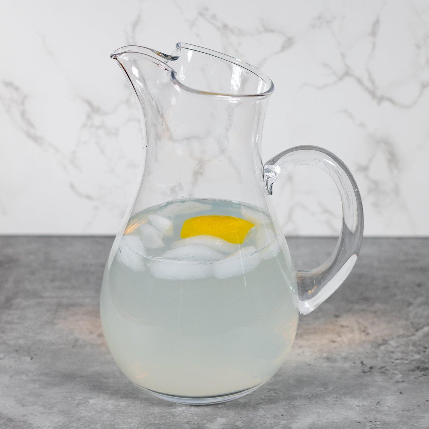 Zeus Mouth Blown Glass Ice Tea, M artini or Water Pitcher H10" - 36 Oz.-S434