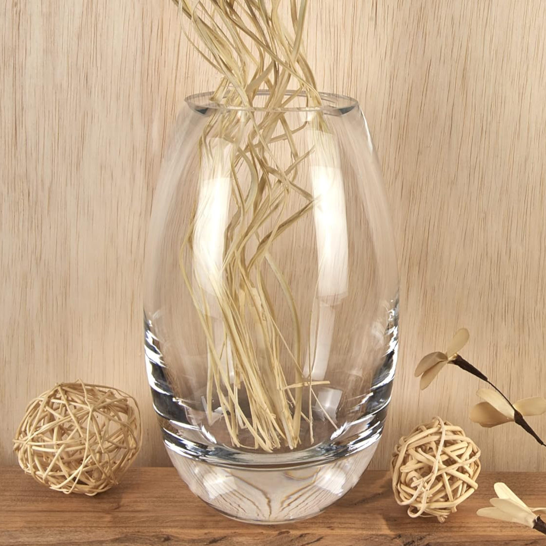 Radiant European Mouth Blown Crystal 11" Vase-K2252